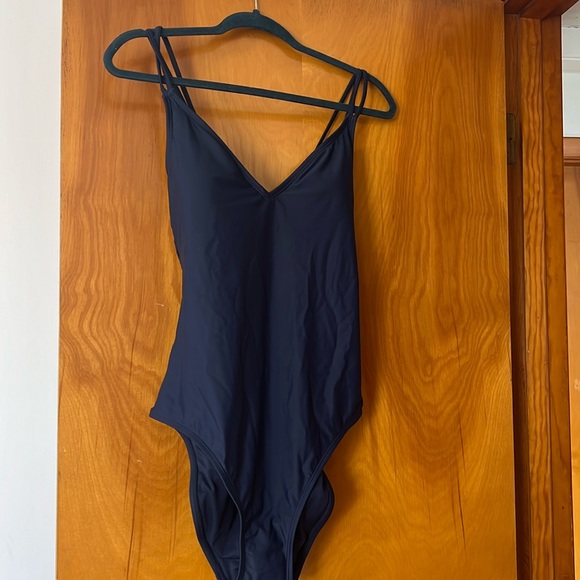 Hurley Other - 🩱 Hurley one piece bathing suit